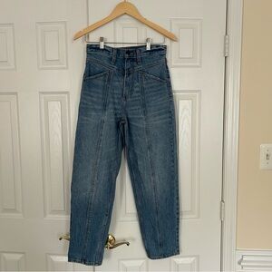 Abercrombie & Fitch Ultra High Rise Relaxed Mom Jeans | Medium Wash Denim